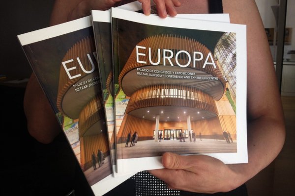 Diseño y maquetación catálogo Palacio Europa